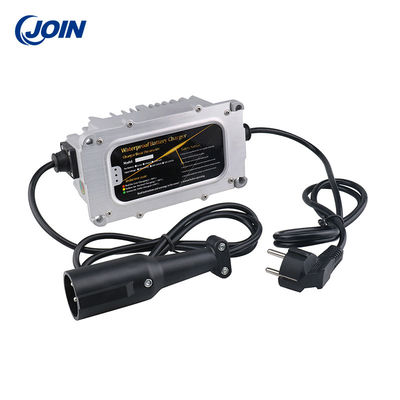 เครื่องชาร์จแบตเตอรี่กันน้ำเอาต์พุต 20A สำหรับแบตเตอรี่ตะกั่วกรด 48V และแบตเตอรี่ NMC